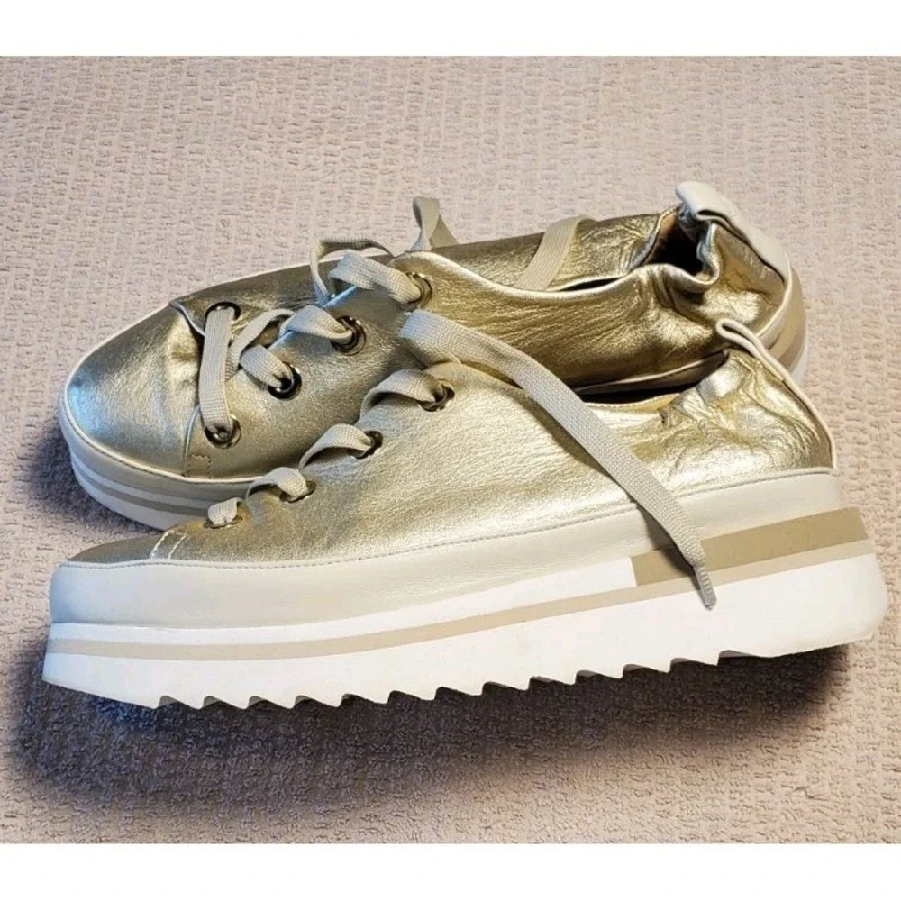 Softwaves metalic gold leather platform sneakers Soft Comfortable Laces EUR 39.5
